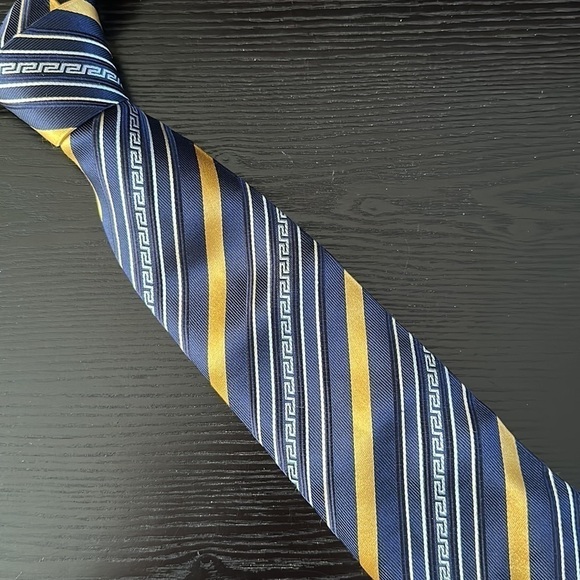 Versace Vintage Silk Greek Key Tie Navy Gold - Picture 9 of 9